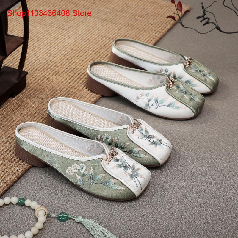 Novos Chinelos Bordados para C - Ethnic Fashion For Women avaliação e preço