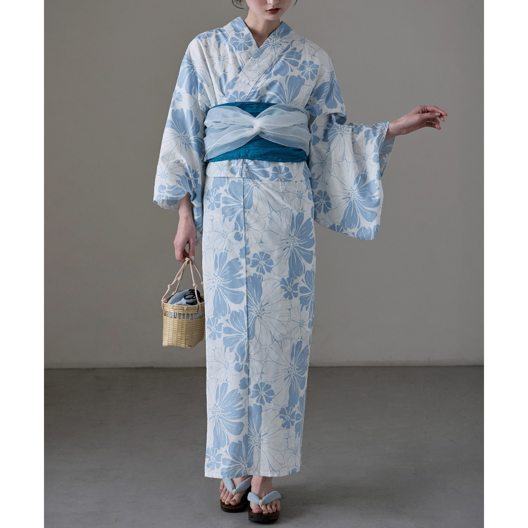Quimono Yukata Tradicional em  - Ethnic Fashion Dress avaliação e preço