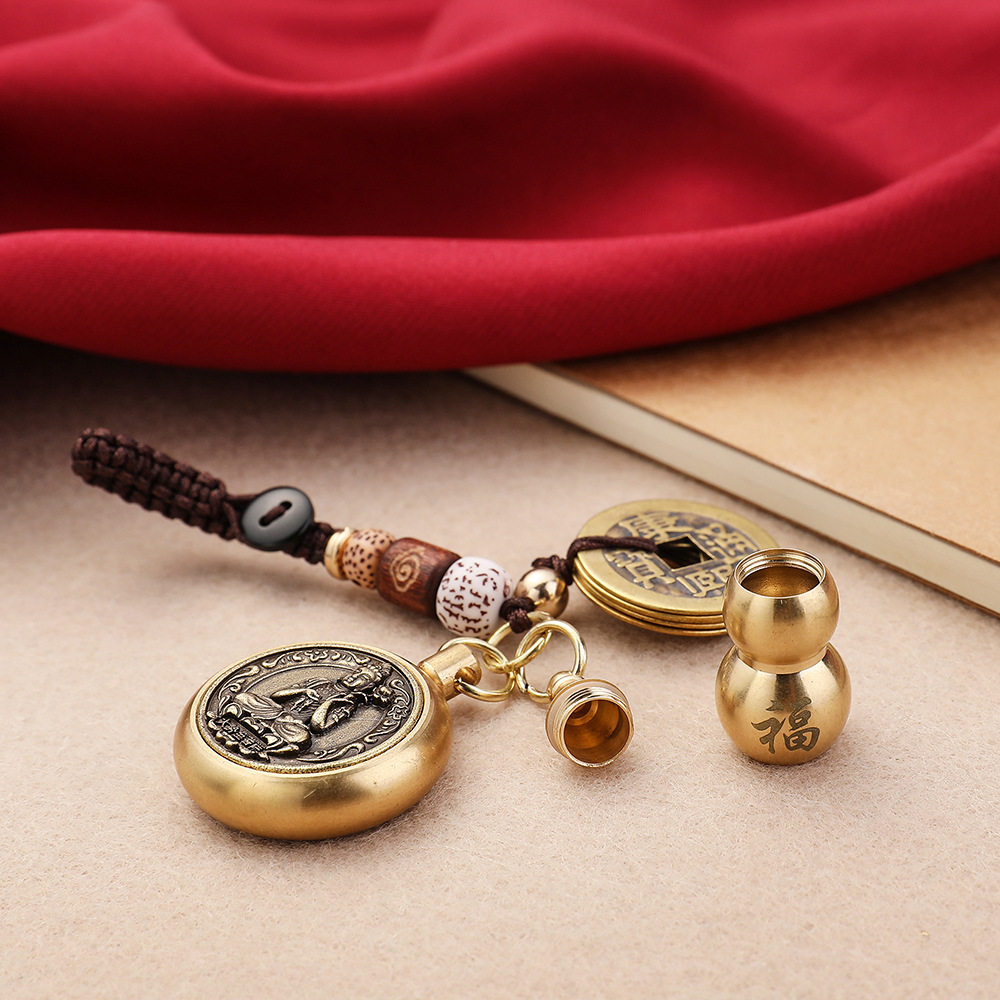 Brass Gourd Pendant Oito Zodía - Ethnic Fashion Co In avaliação e preço