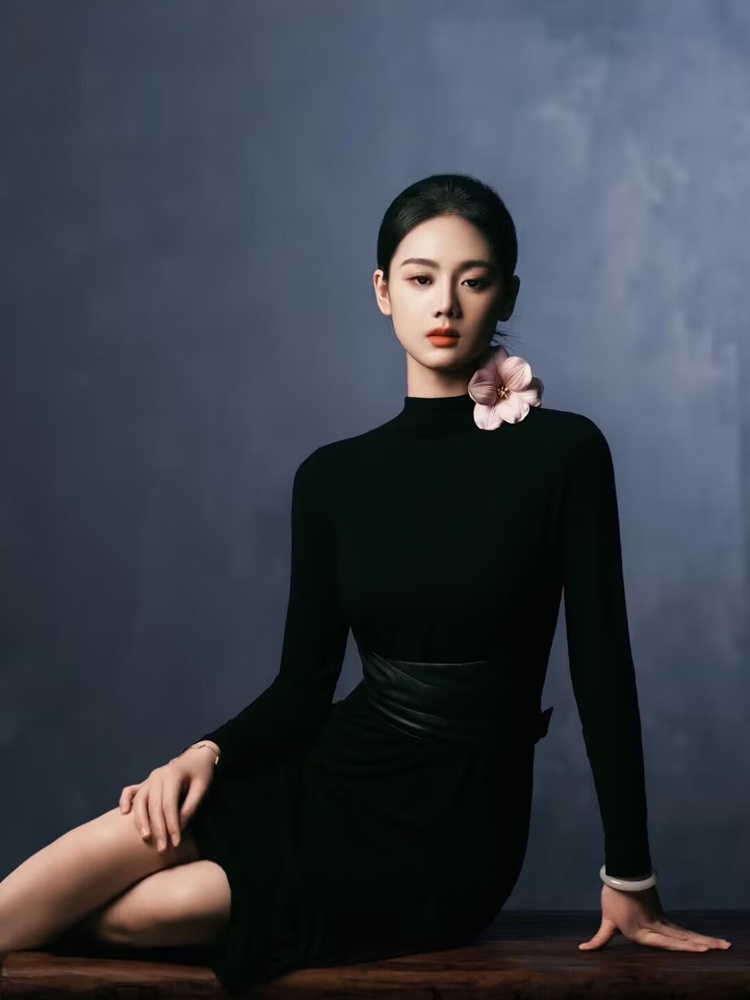 Nova Moda 2026: Vestido Preto  - Ethnic Wear avaliação e preço