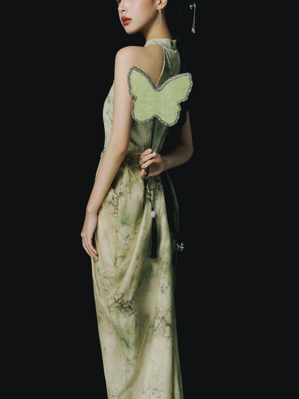 Novo Vestido Verde Estilo Chin - Ethnic Fashion Studio avaliação e preço